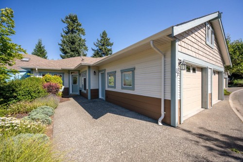 37-1220 Guthrie Rd, Comox, BC 