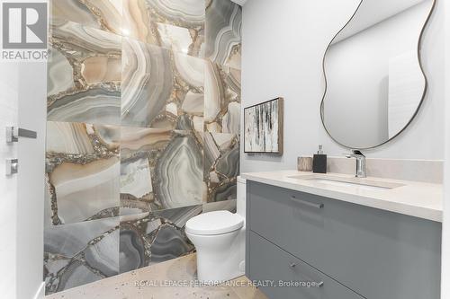 426 Avondale Avenue, Ottawa, ON - Indoor Photo Showing Bathroom