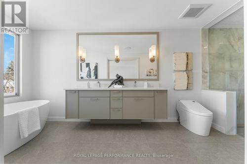 426 Avondale Avenue, Ottawa, ON - Indoor Photo Showing Bathroom