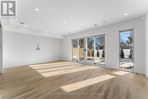 426 Avondale Avenue, Ottawa, ON - Indoor Photo Showing Other Room