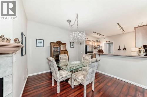 Dining room - 1906 Patterson View Sw, Calgary, AB - Indoor Photo Showing Dining Room
