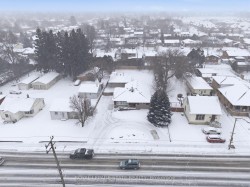 473 Mohawk Road W Hamilton, ON L9C 1X3