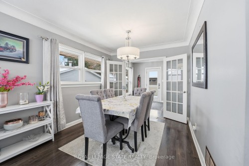 473 Mohawk Road W, Hamilton, ON - Indoor Photo Showing Dining Room