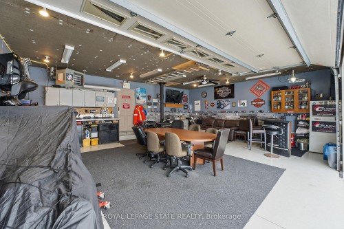 473 Mohawk Road W, Hamilton, ON - Indoor