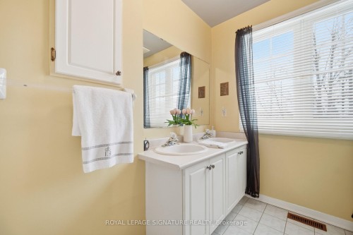 6526 Song Bird Crescent, Mississauga, ON 