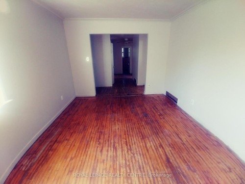 1534 Cawthra Road, Mississauga, ON - Indoor