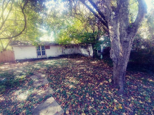 1534 Cawthra Road, Mississauga, ON - Outdoor