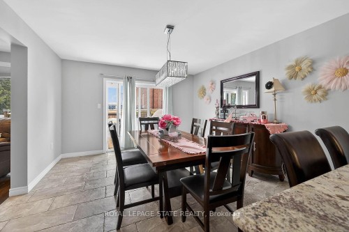 71 Jessica Street, Hamilton, ON - Indoor Photo Showing Dining Room