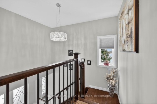 71 Jessica Street, Hamilton, ON - Indoor Photo Showing Other Room