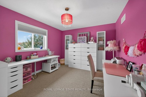 71 Jessica Street, Hamilton, ON - Indoor Photo Showing Other Room