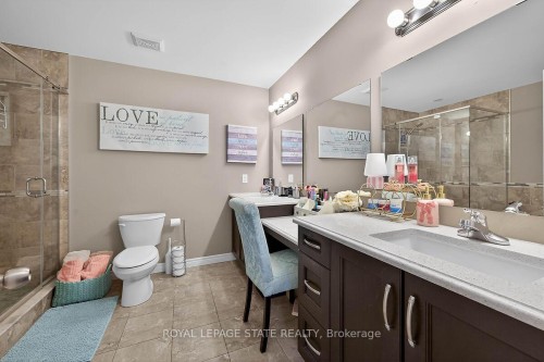 71 Jessica Street, Hamilton, ON - Indoor Photo Showing Bathroom