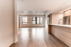 101-1330 Rue Olier  Montréal (Le Sud-Ouest), QC H3C 1W4