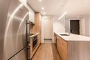 Kitchen - 101-1330 Rue Olier, Montréal (Le Sud-Ouest), QC  - Indoor Photo Showing Kitchen With Upgraded Kitchen 