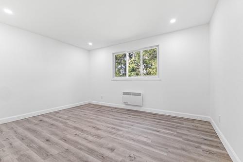 Chambre à coucher principale - 149 Rue Bernard, Saint-Constant, QC - Indoor Photo Showing Other Room