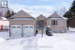 1 BAY COURT  Wasaga Beach, ON L9Z 1P7