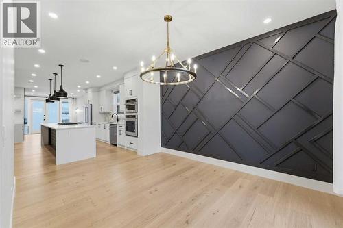 631 55 Avenue Sw, Calgary, AB - Indoor