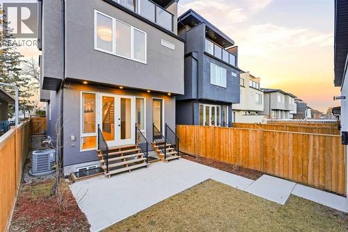 631 55 Avenue Sw, Calgary, AB - Outdoor With Exterior