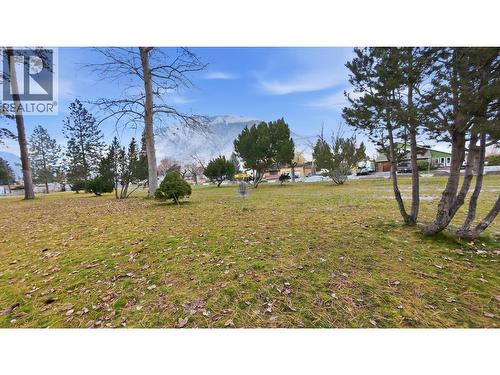 402 11 Avenue, Keremeos, BC - Outdoor With View