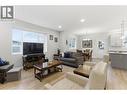 402 11 Avenue, Keremeos, BC  - Indoor Photo Showing Living Room 