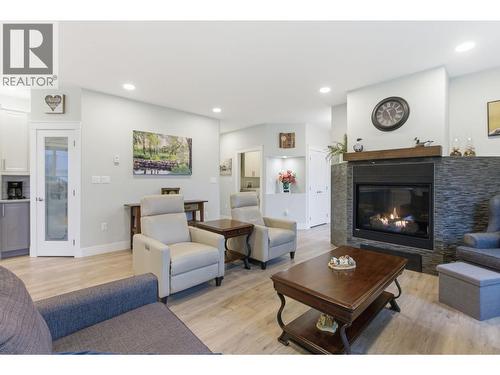 402 11 Avenue, Keremeos, BC - Indoor Photo Showing Living Room With Fireplace
