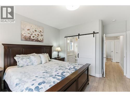402 11 Avenue, Keremeos, BC - Indoor Photo Showing Bedroom