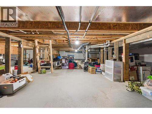 402 11 Avenue, Keremeos, BC - Indoor Photo Showing Basement