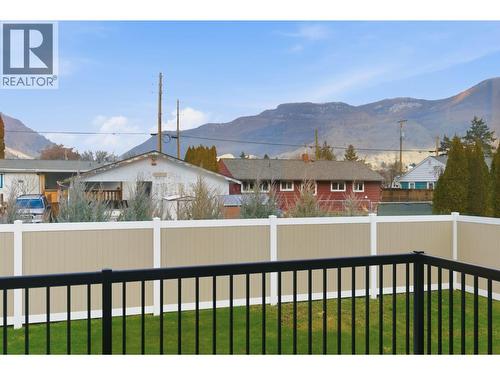 402 11 Avenue, Keremeos, BC - Outdoor