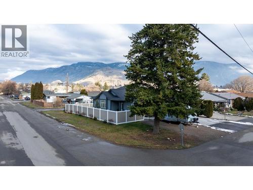 402 11 Avenue, Keremeos, BC - Outdoor