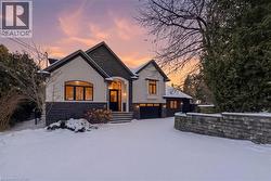 1316 DUNDAS Street  Burlington, ON L7P 0S6