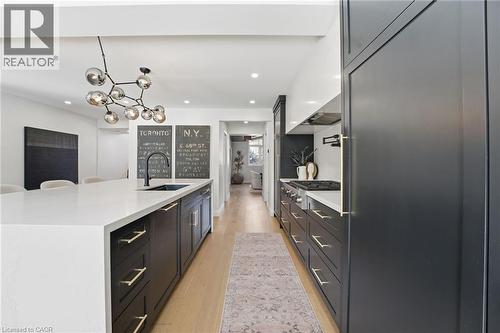 1316 Dundas Street, Burlington, ON - Indoor Photo Showing Kitchen
