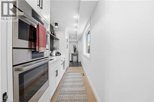 1316 Dundas Street, Burlington, ON - Indoor