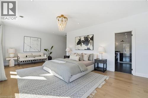 1316 Dundas Street, Burlington, ON - Indoor Photo Showing Bedroom