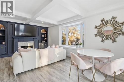 1316 Dundas Street, Burlington, ON - Indoor