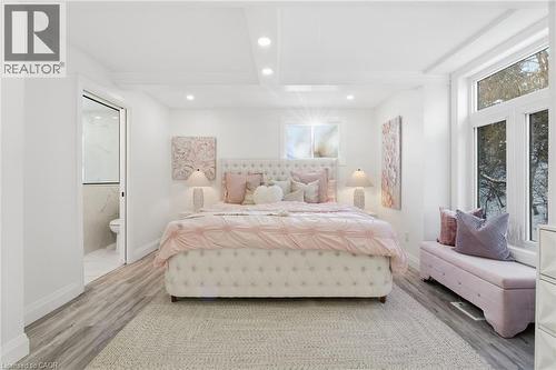 1316 Dundas Street, Burlington, ON - Indoor Photo Showing Bedroom