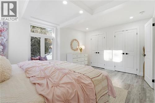 1316 Dundas Street, Burlington, ON - Indoor Photo Showing Bedroom