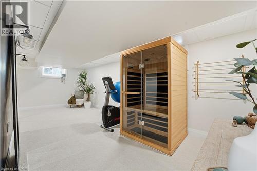 1316 Dundas Street, Burlington, ON - Indoor