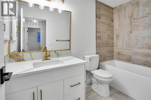 96 Covington Road Ne, Calgary, AB - Indoor Photo Showing Bathroom