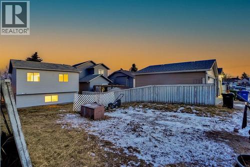 96 Covington Road Ne, Calgary, AB - Outdoor
