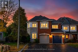 17 JAMES YOUNG DRIVE  Halton Hills, ON L7G 5S6