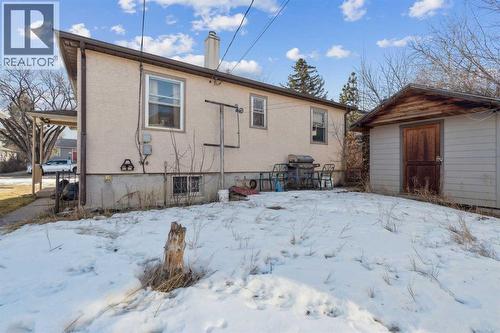 450 34 Avenue Nw, Calgary, AB - Outdoor