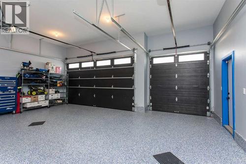 12 Emmett Crescent, Red Deer, AB - Indoor Photo Showing Garage