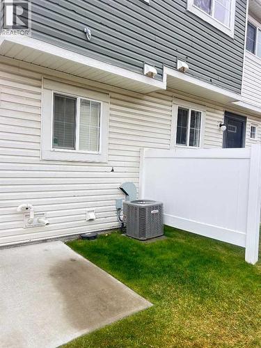 136 Pantego Lane Nw, Calgary, AB - Outdoor With Exterior