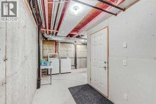 136 Pantego Lane Nw, Calgary, AB - Indoor