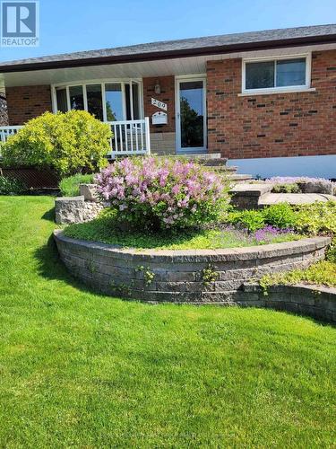 209 JOHNSON AVENUE  Whitby, ON L1N 3T2