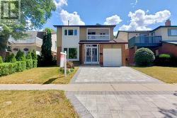 114 MOSSBROOK CRESCENT  Toronto, ON M1W 2W9