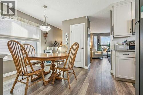 11 Somervale Drive Sw, Calgary, AB - Indoor Photo Showing Dining Room