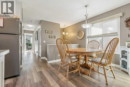 11 Somervale Drive Sw, Calgary, AB - Indoor Photo Showing Dining Room