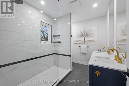 22 Harvard Avenue, Ottawa, ON - Indoor Photo Showing Bathroom