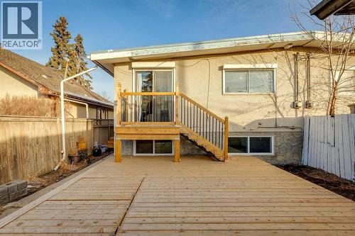 Great size deck - 23 Dovercliffe Way Se, Calgary, AB - Outdoor With Exterior