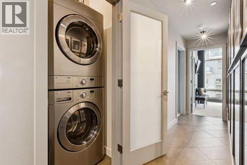 Upgraded Washer/Dryer - 904, 530 12 Avenue Sw, Calgary, AB - Indoor Photo Showing Laundry Room